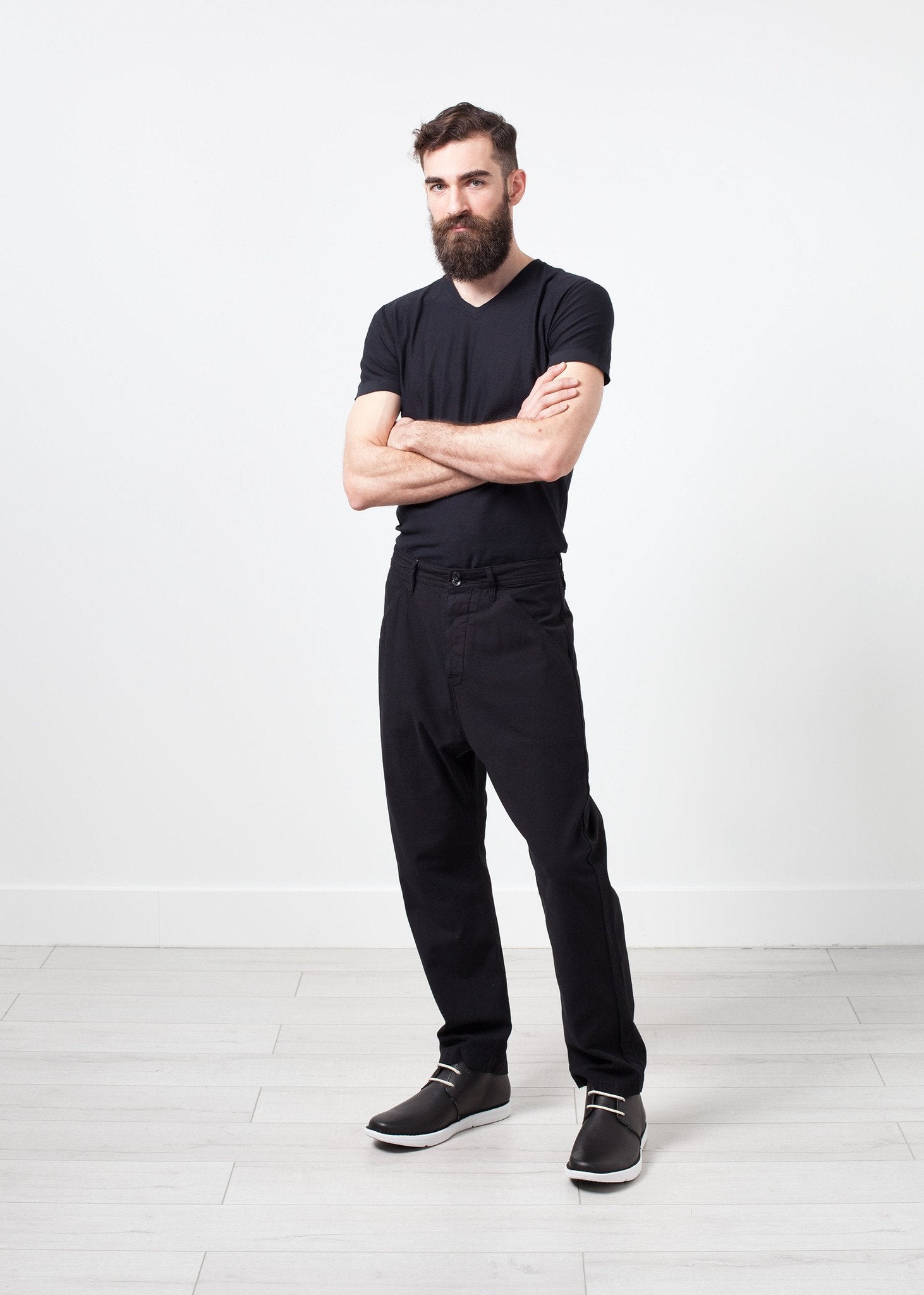 Balda Pant in Drop Crotch right Balda Pant in Drop Crotch