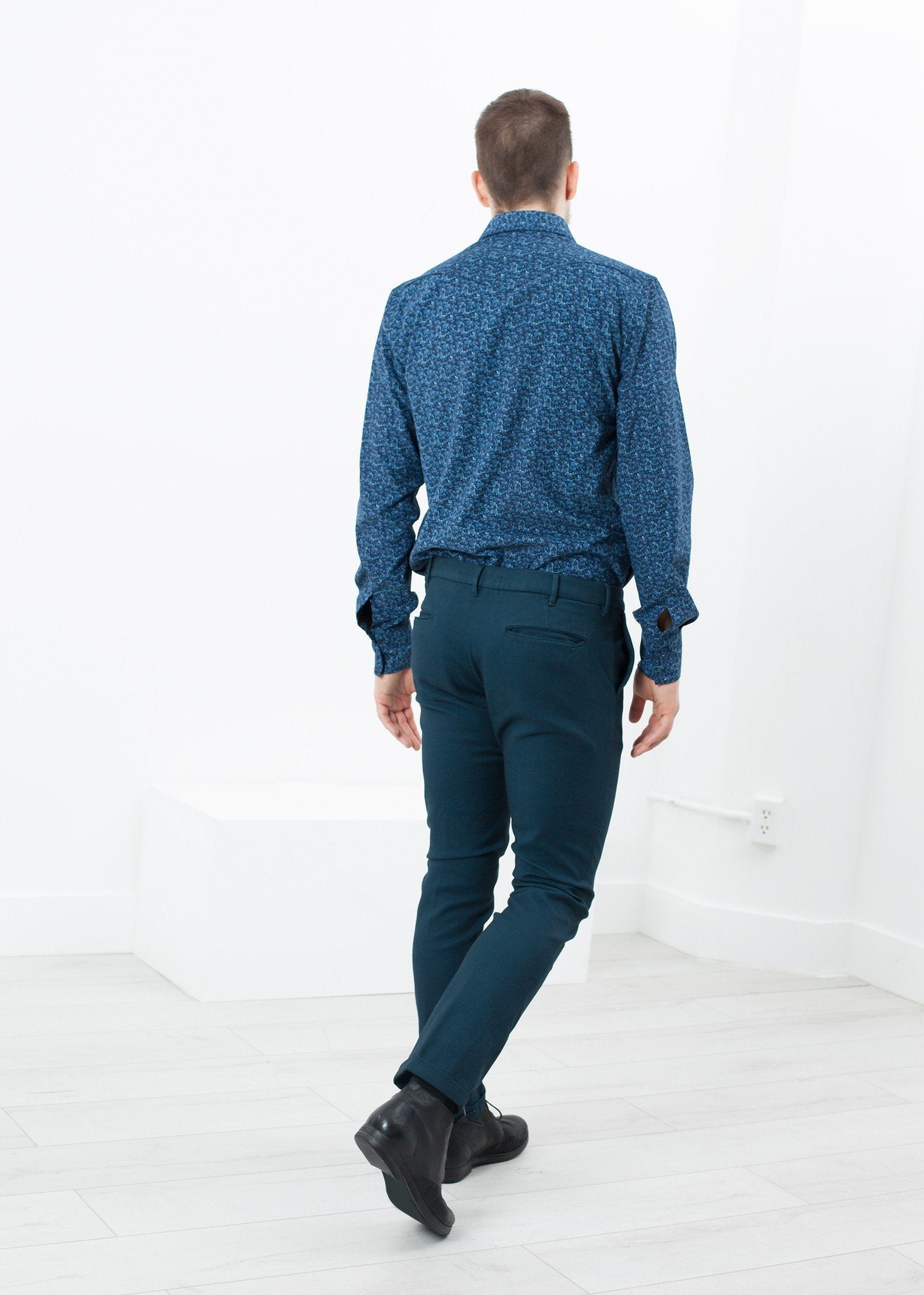 Diamond Weave Trouser in Sky - raj