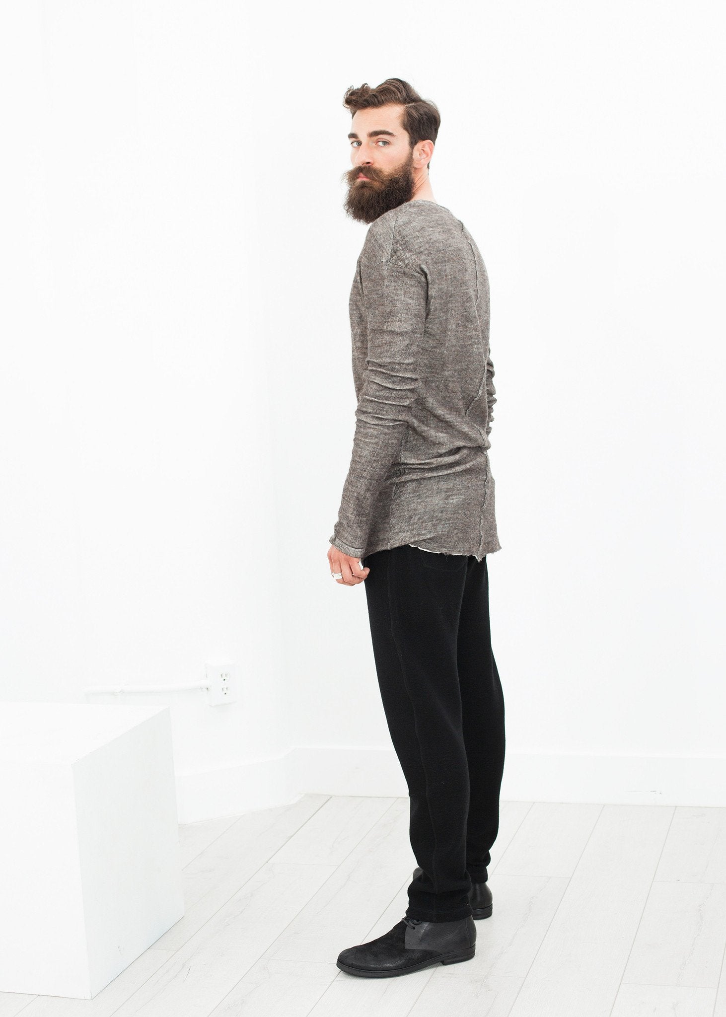 Extra Long Sleeve Sweater in Cavern - raj