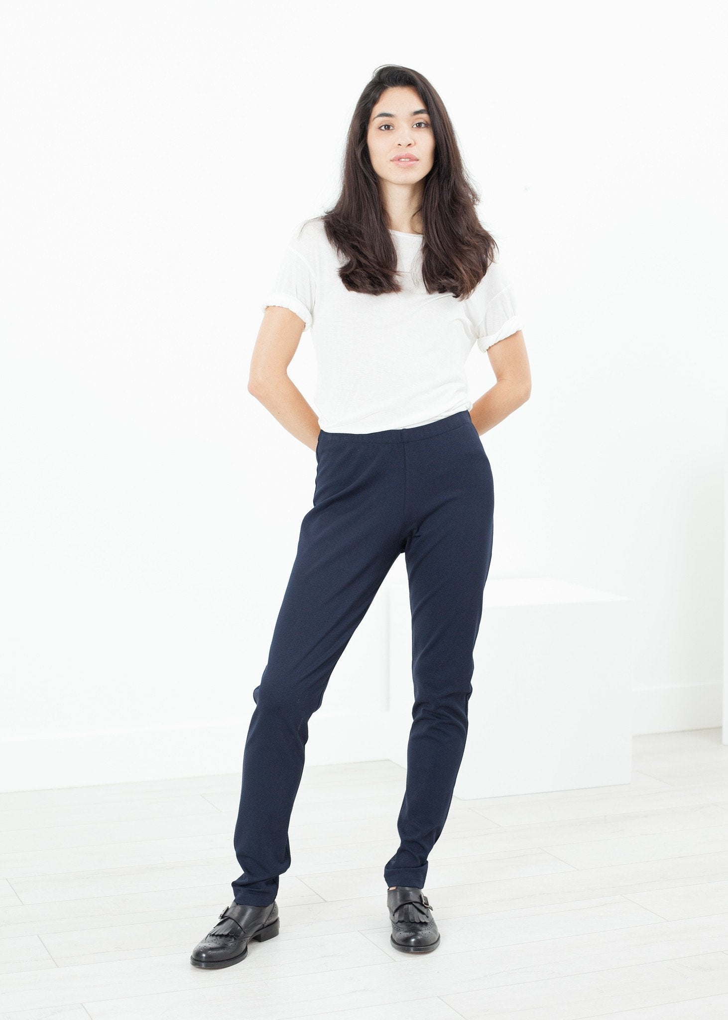 Easy Slim Pant in Navy - raj