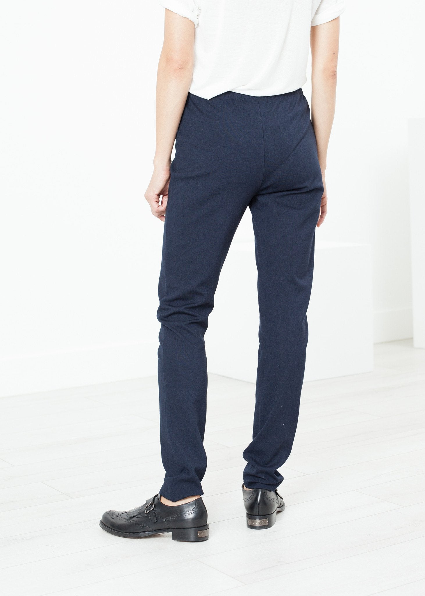 Easy Slim Pant in Navy - raj