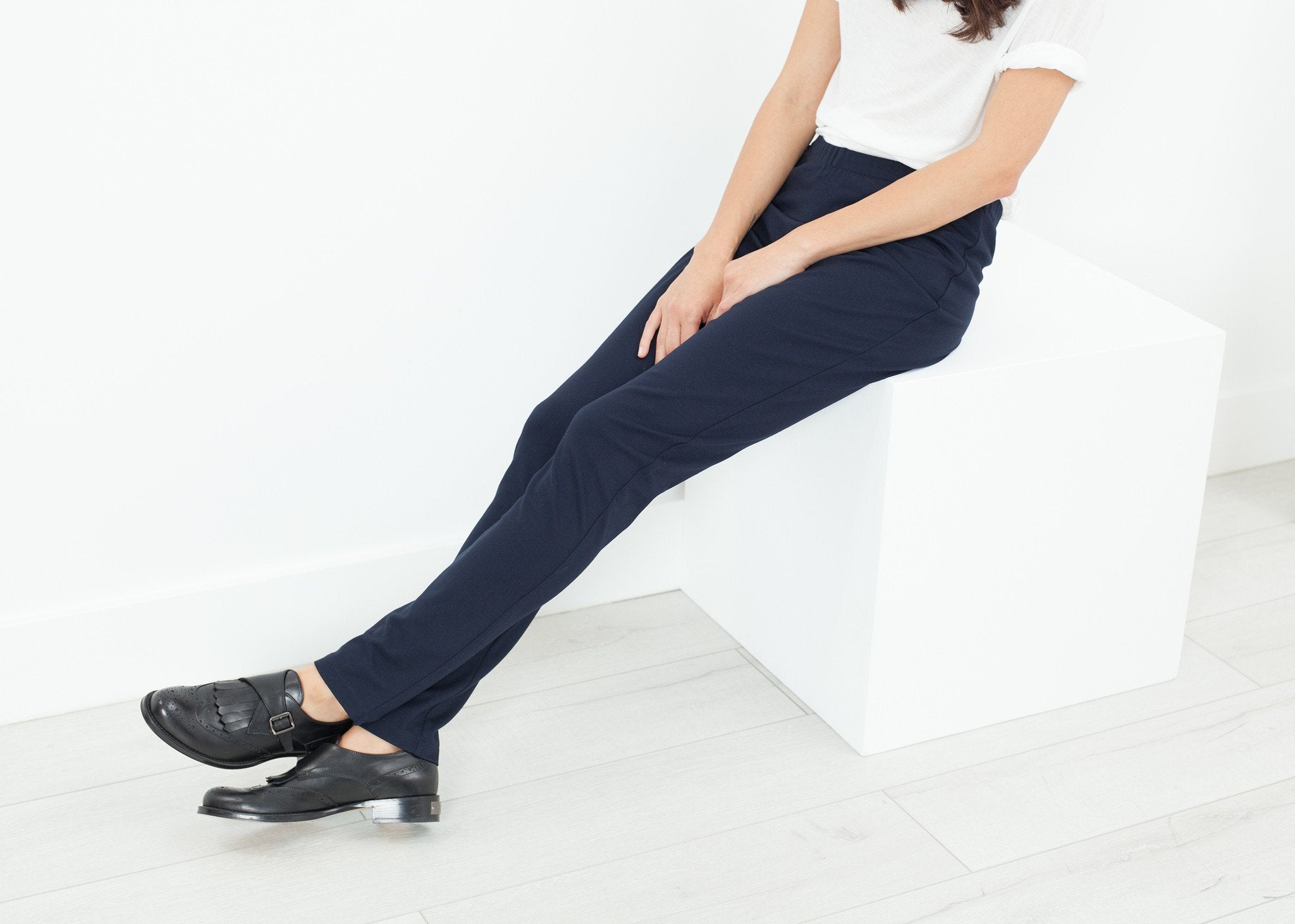 Easy Slim Pant in Navy - raj