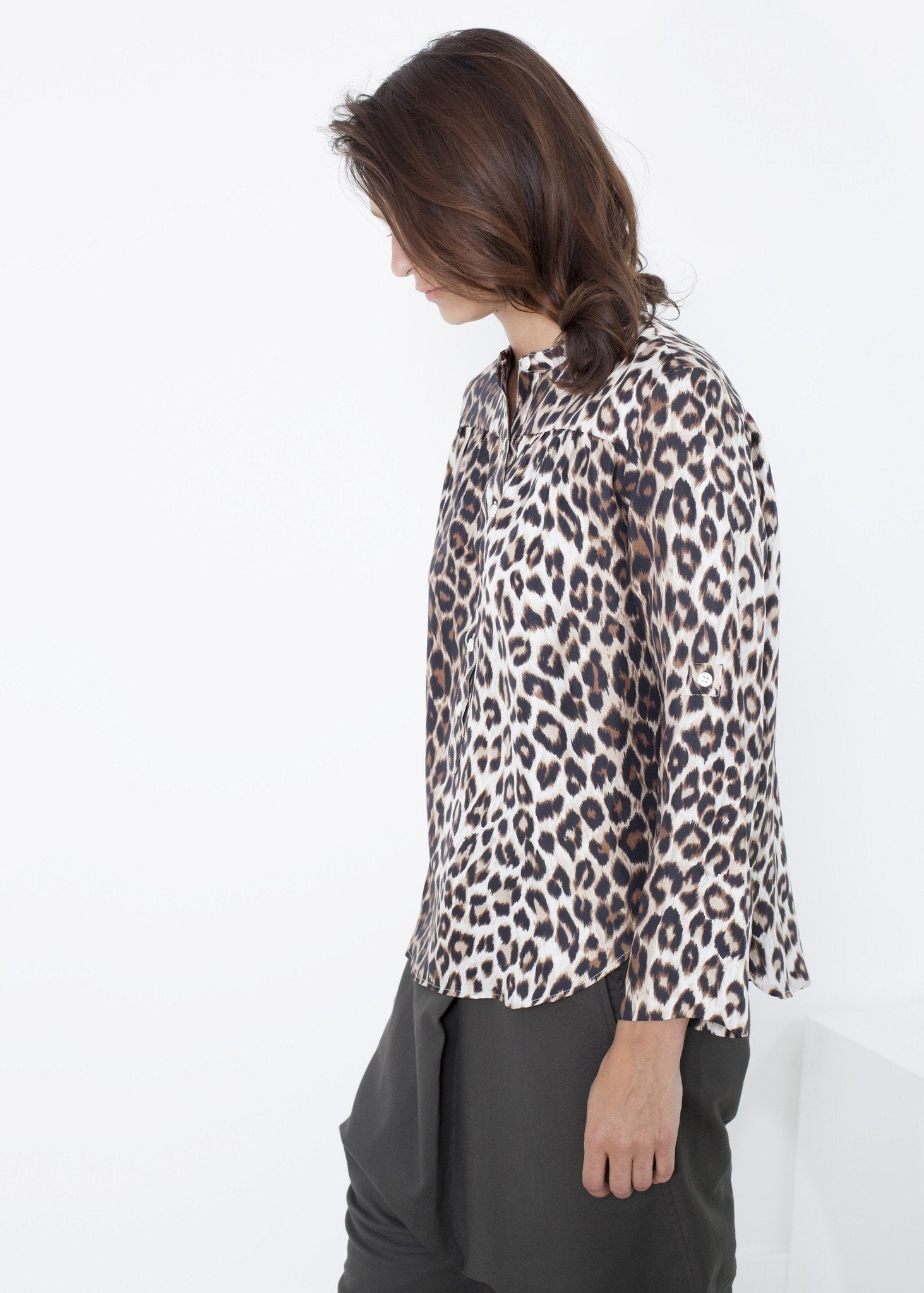 Madame L Blouse in Leopard right Madame L Blouse in Leopard