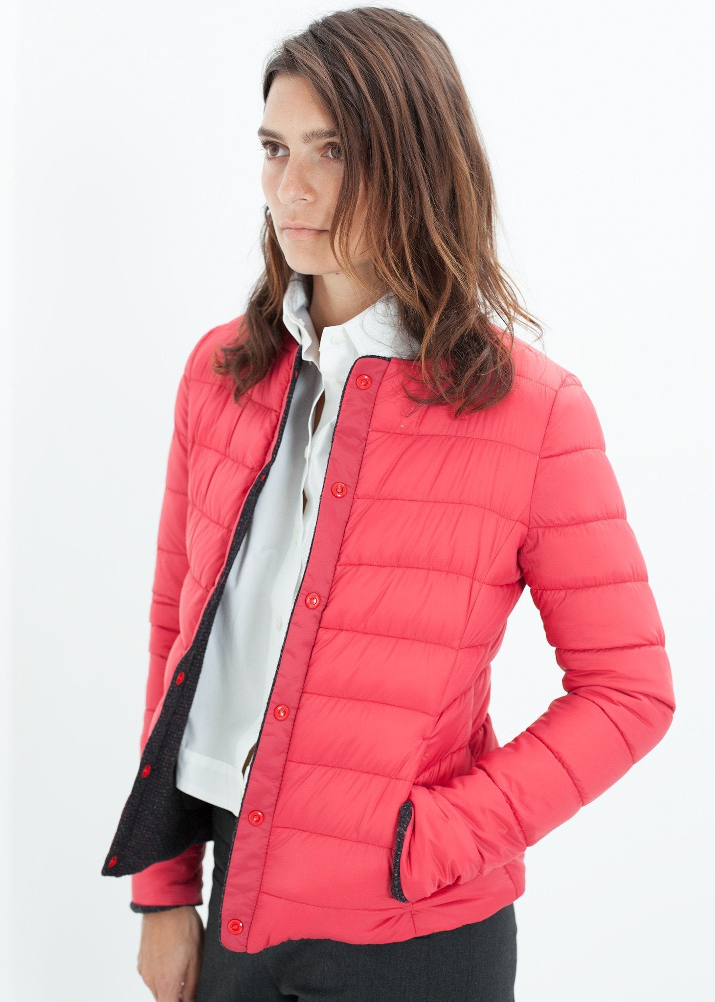 Camelia Reversible Jacket in Black/Red right Camelia Reversible Jacket in Black/Red