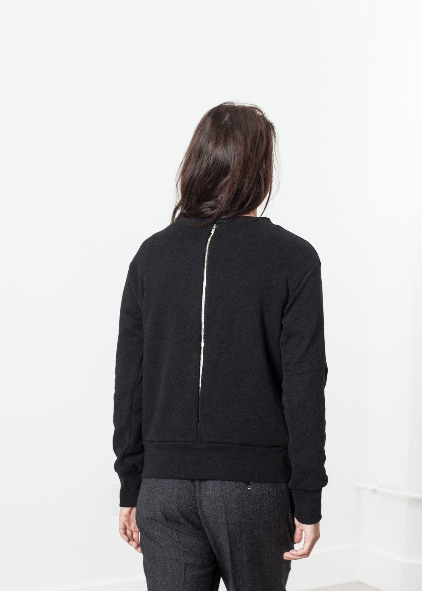 Loopwheeler Sweatshirt in Black - raj