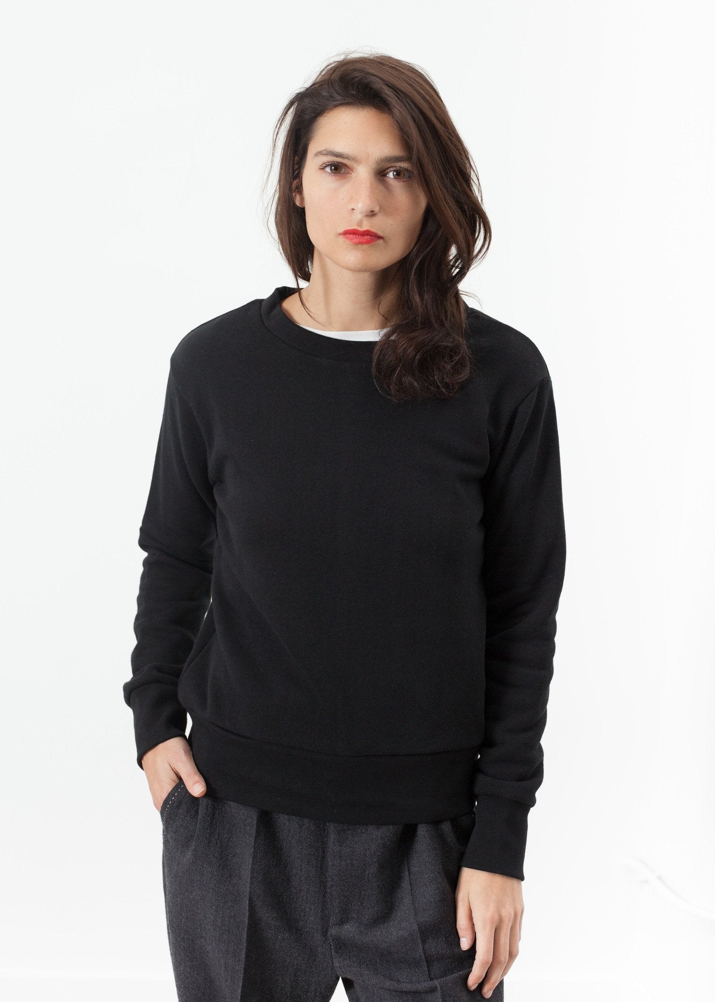 Loopwheeler Sweatshirt in Black right Loopwheeler Sweatshirt in Black