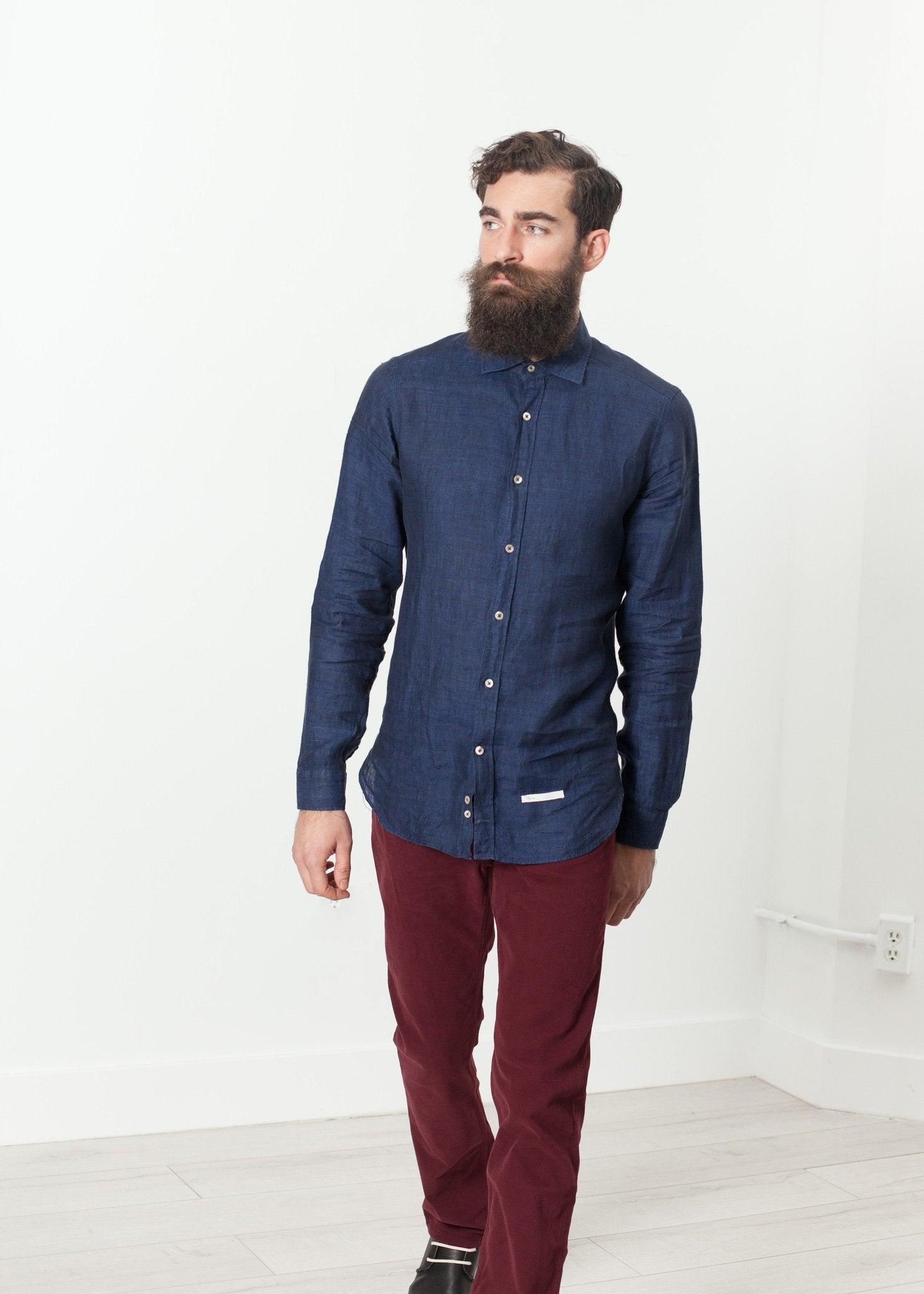 Button Up Shirt in Navy right Button Up Shirt in Navy