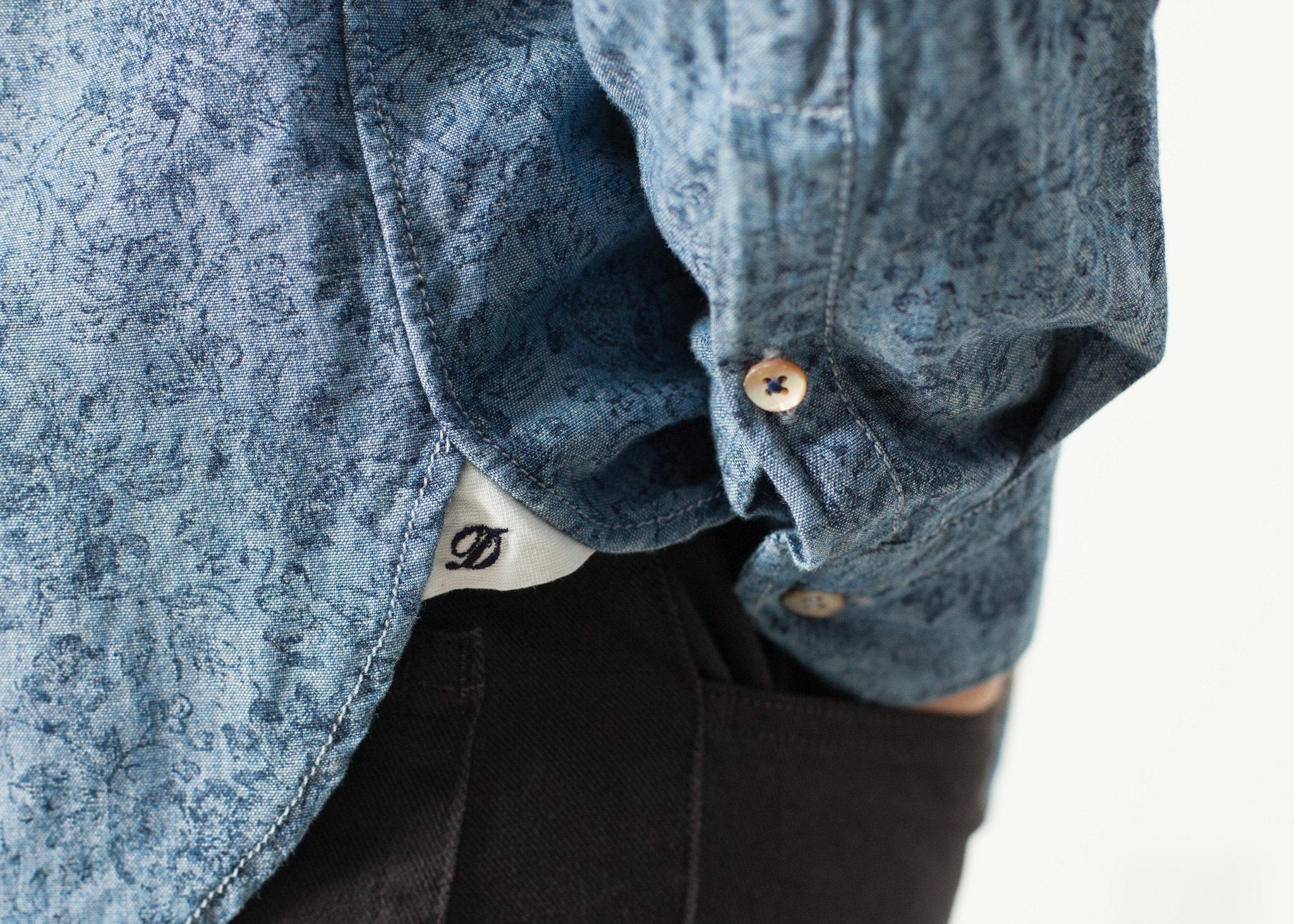 Floral Button-Up in Blue - raj