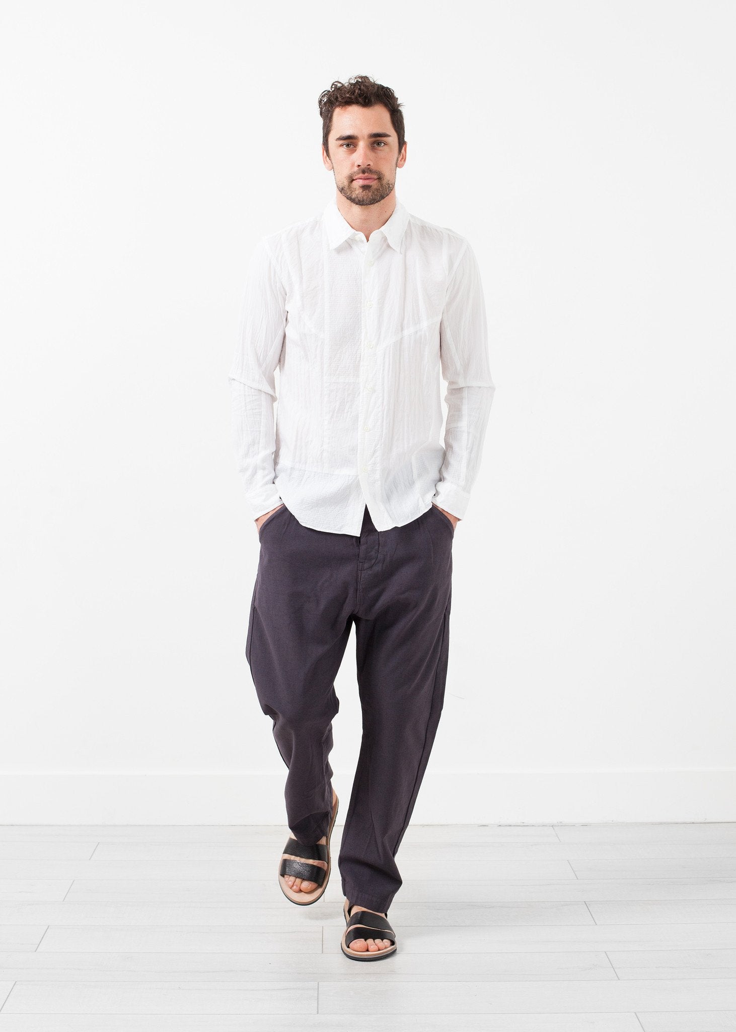 Balda Pant in Drop Crotch right Balda Pant in Drop Crotch