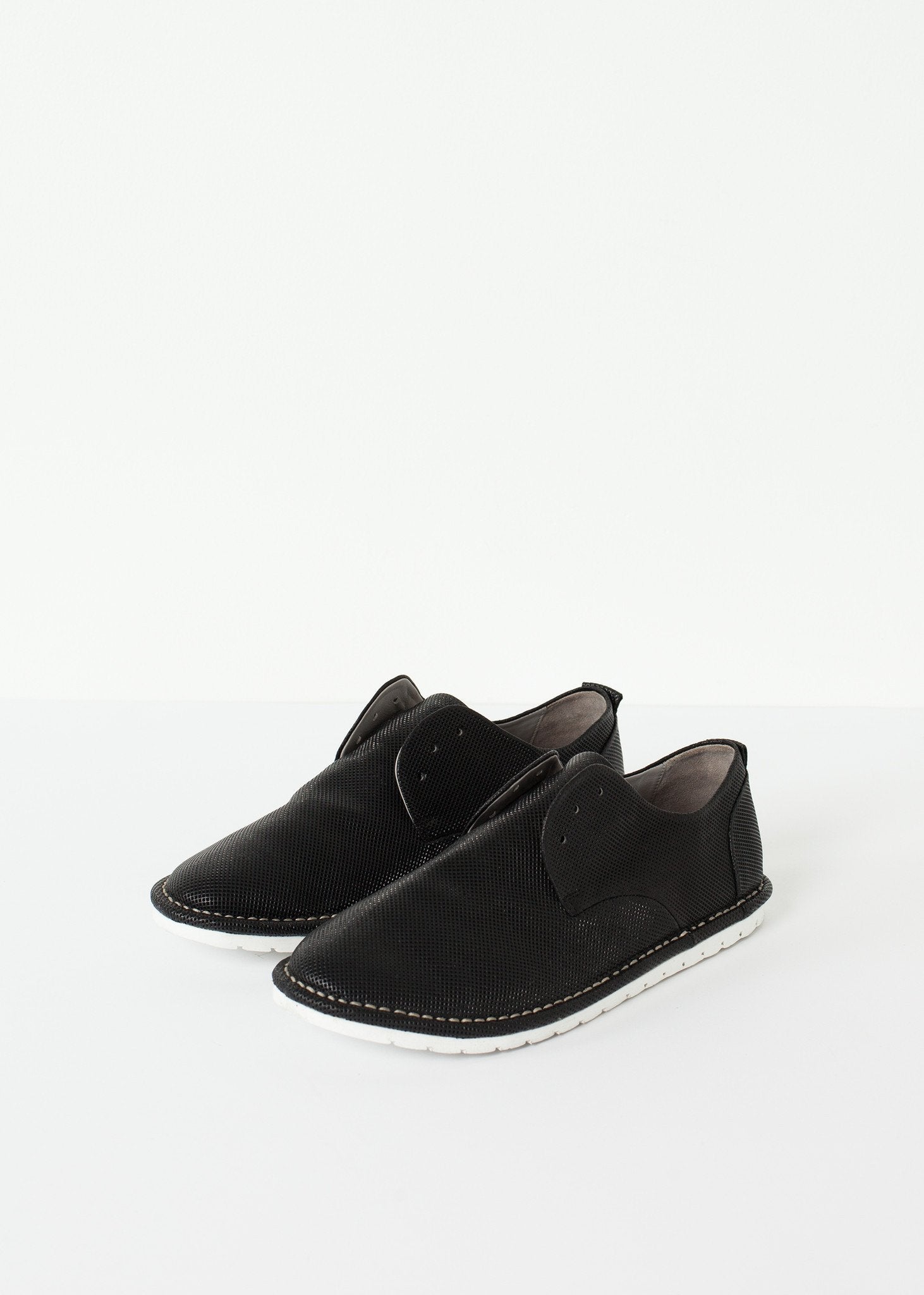 Canvas Sneaker right Canvas Sneaker