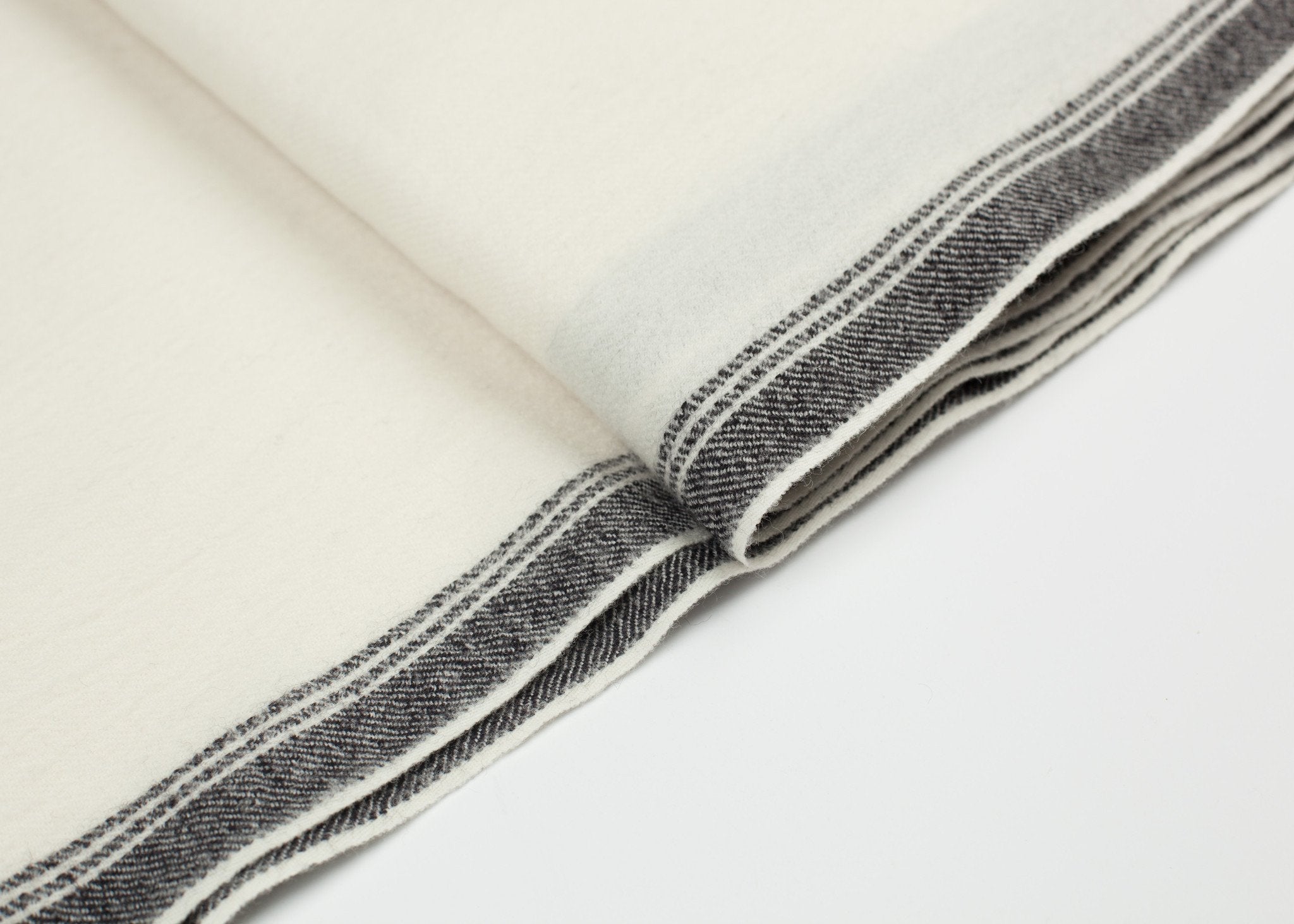 Edged Wool Scarf in Off White - raj