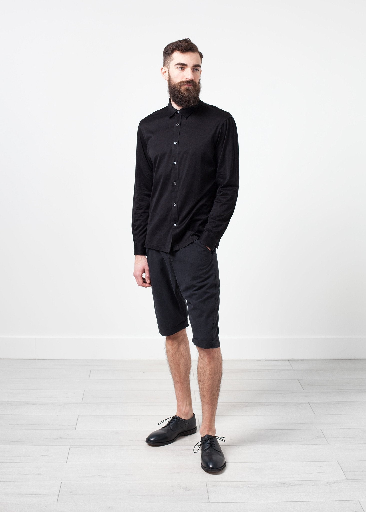 Scotland Button-Up in Black -nadeem
