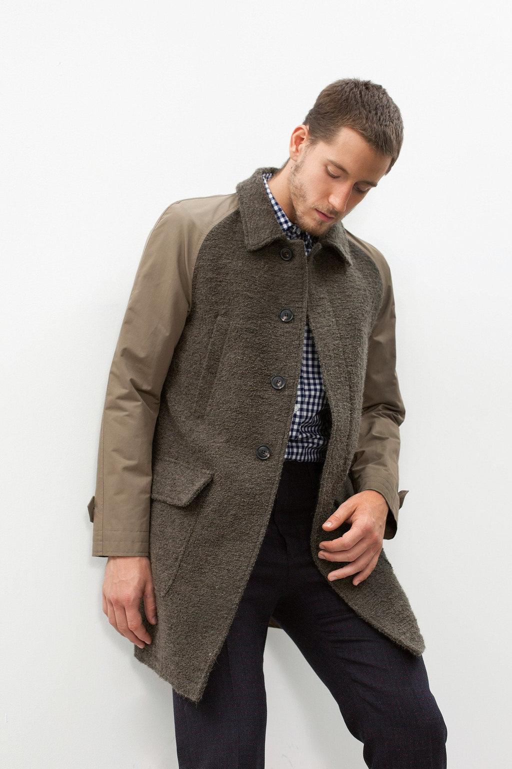 Raglan Maniche Coat in Olive - raj