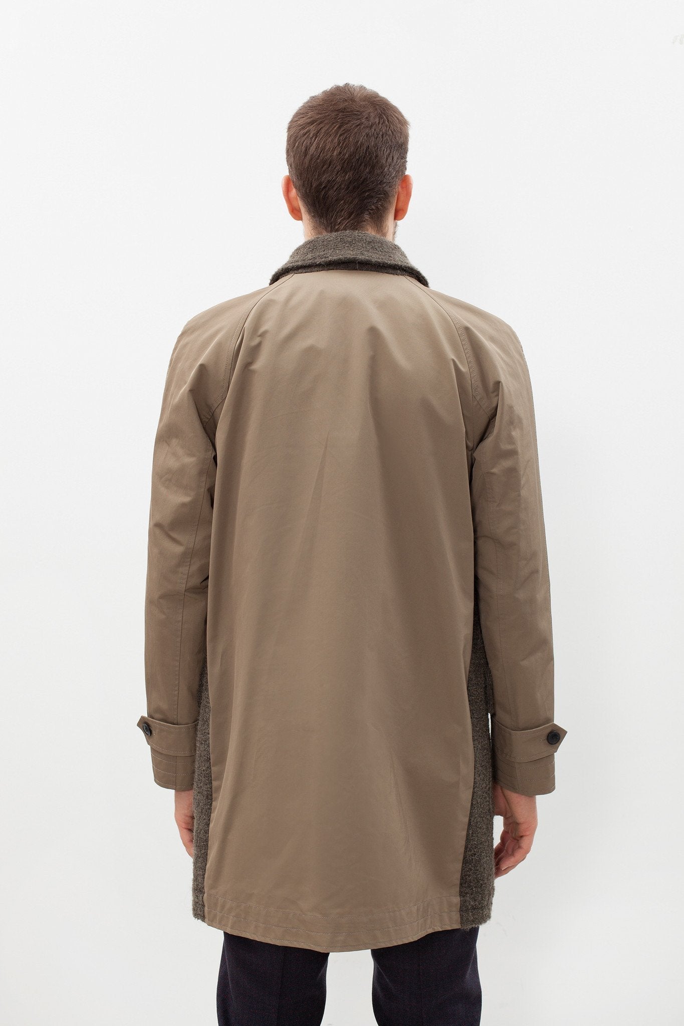 Raglan Maniche Coat in Olive - raj