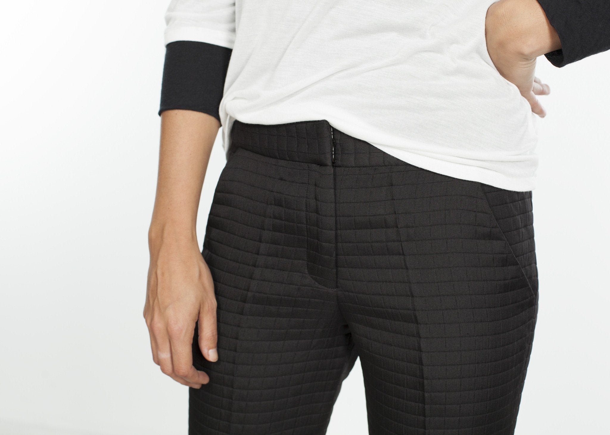 Square Stitch Knee Short in Black - raj