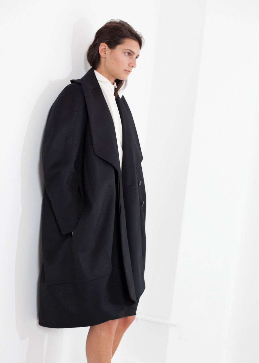 Shahmeena Cocoon Coat in Black -nadeem