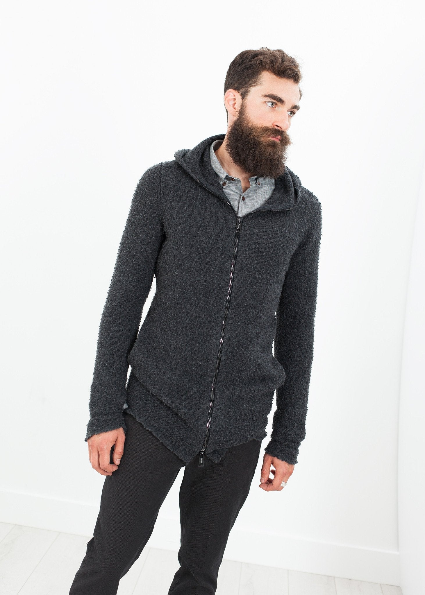 Pill Zip Sweater in Anthracite -nadeem