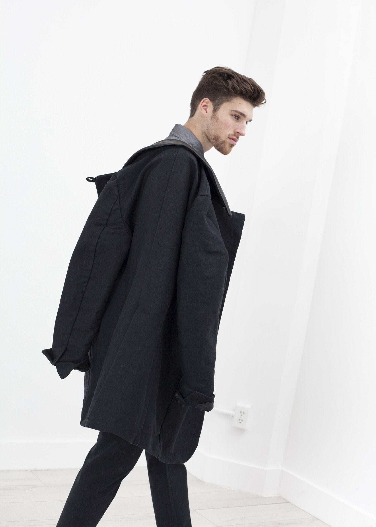 Taban Coat in Black - raj