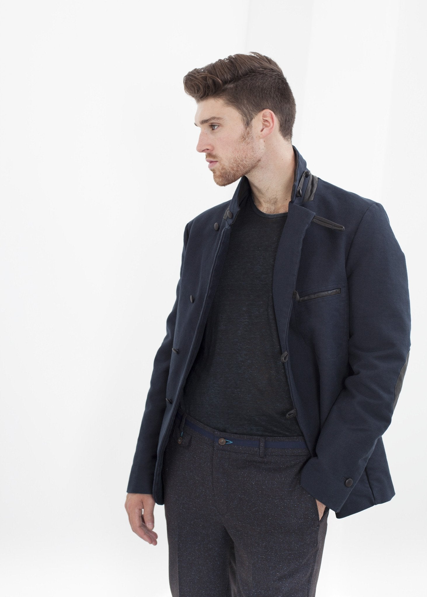 Taurin Jacket in Navy - raj