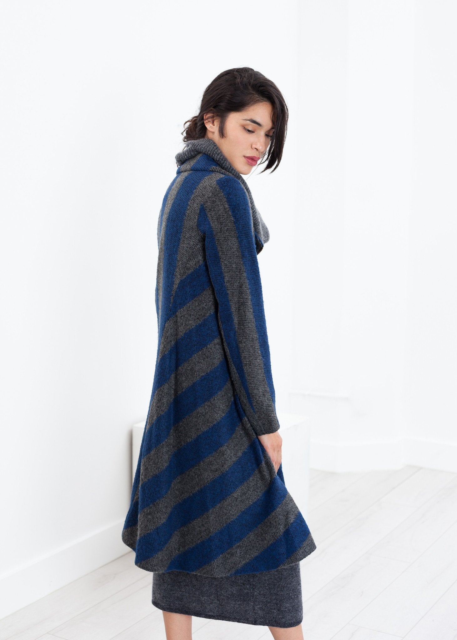 Petale Coat in Silver/Blue - raj