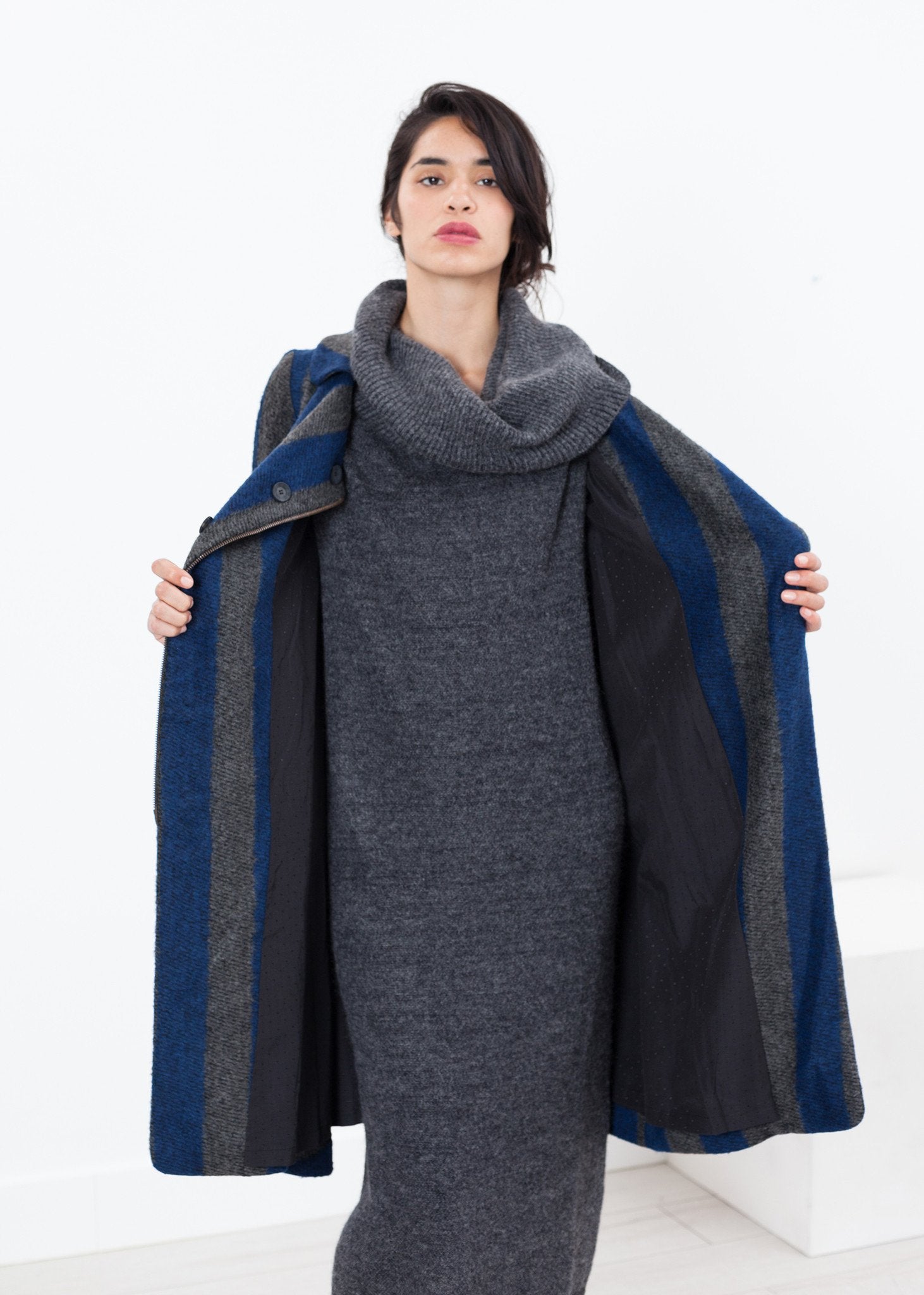 Petale Coat in Silver/Blue - raj