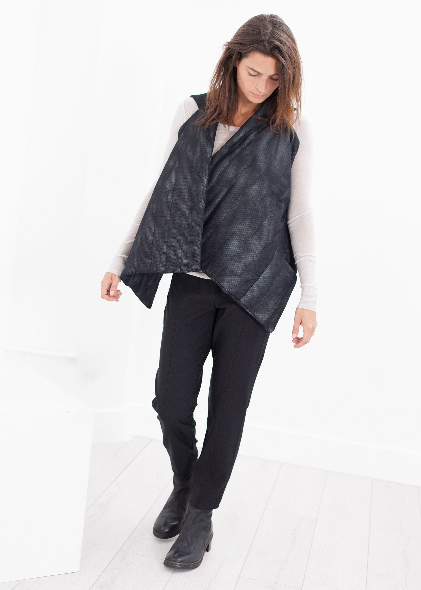 Quilted Mesh Waistcoat in Black/White - raj