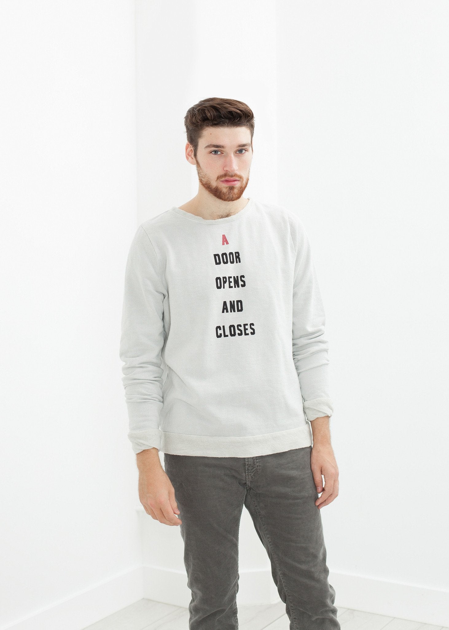 Vintage Sweatshirt in Light Grey -nadeem