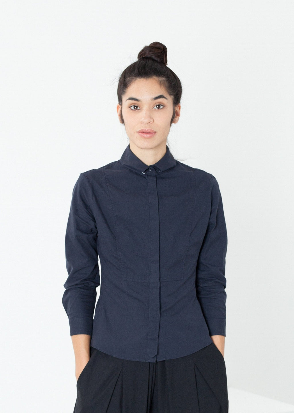 Wrinkled Tux Shirt in Navy -nadeem