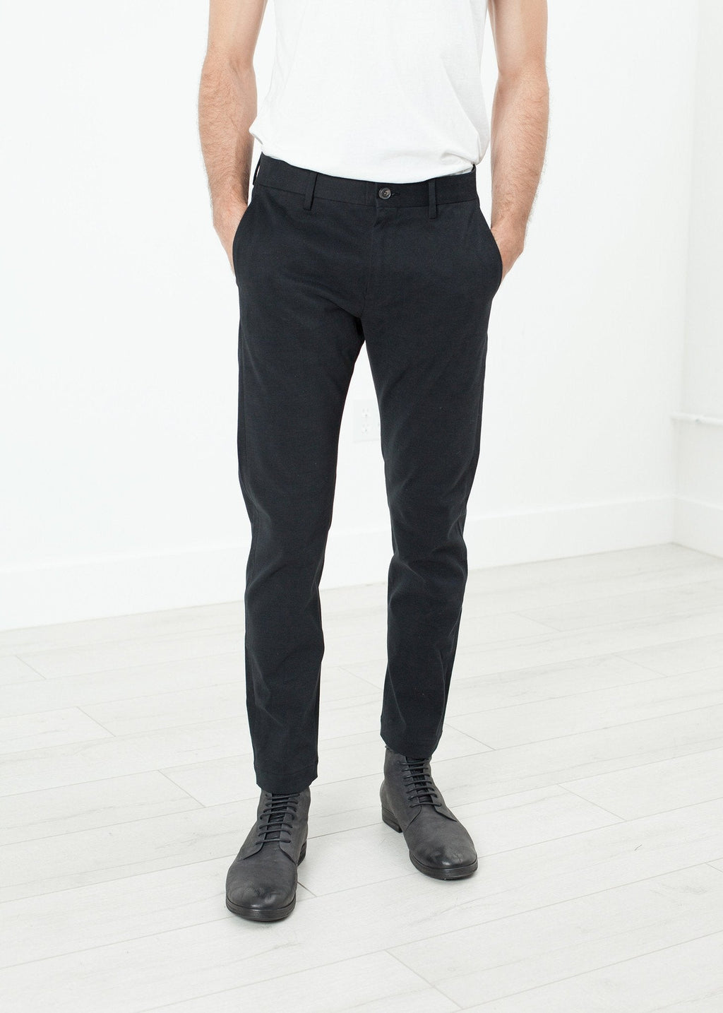 Men's Chino in Black - raj