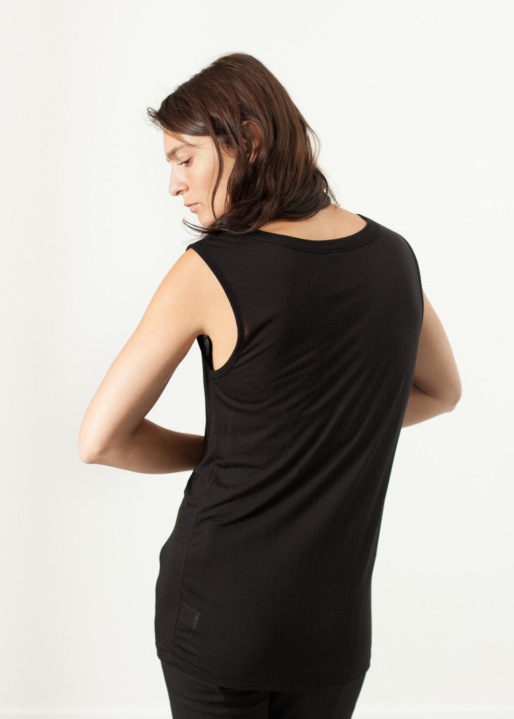Millenium Tank in Black - raj