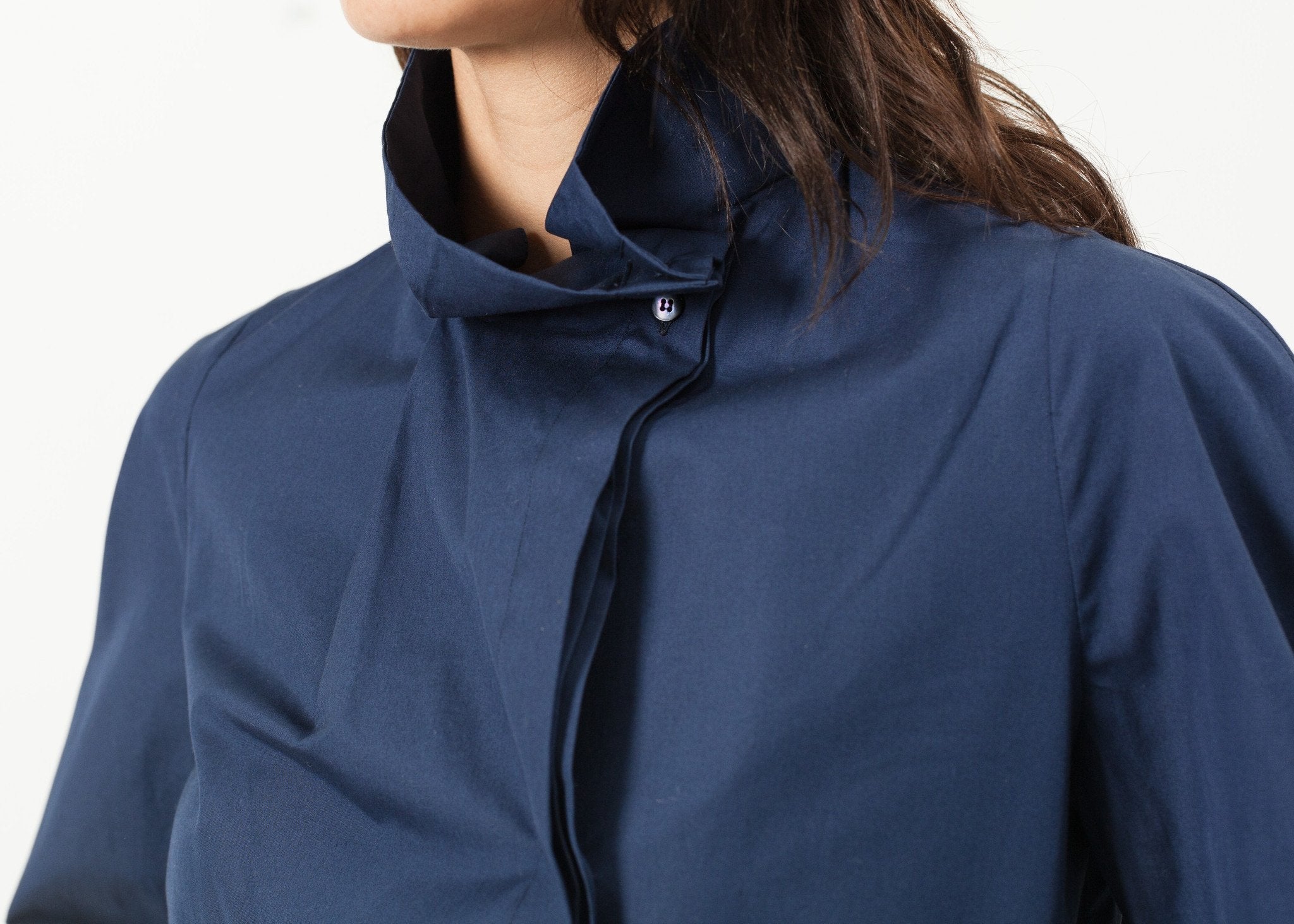 Full Collar Poplin Blouse in Navy - raj