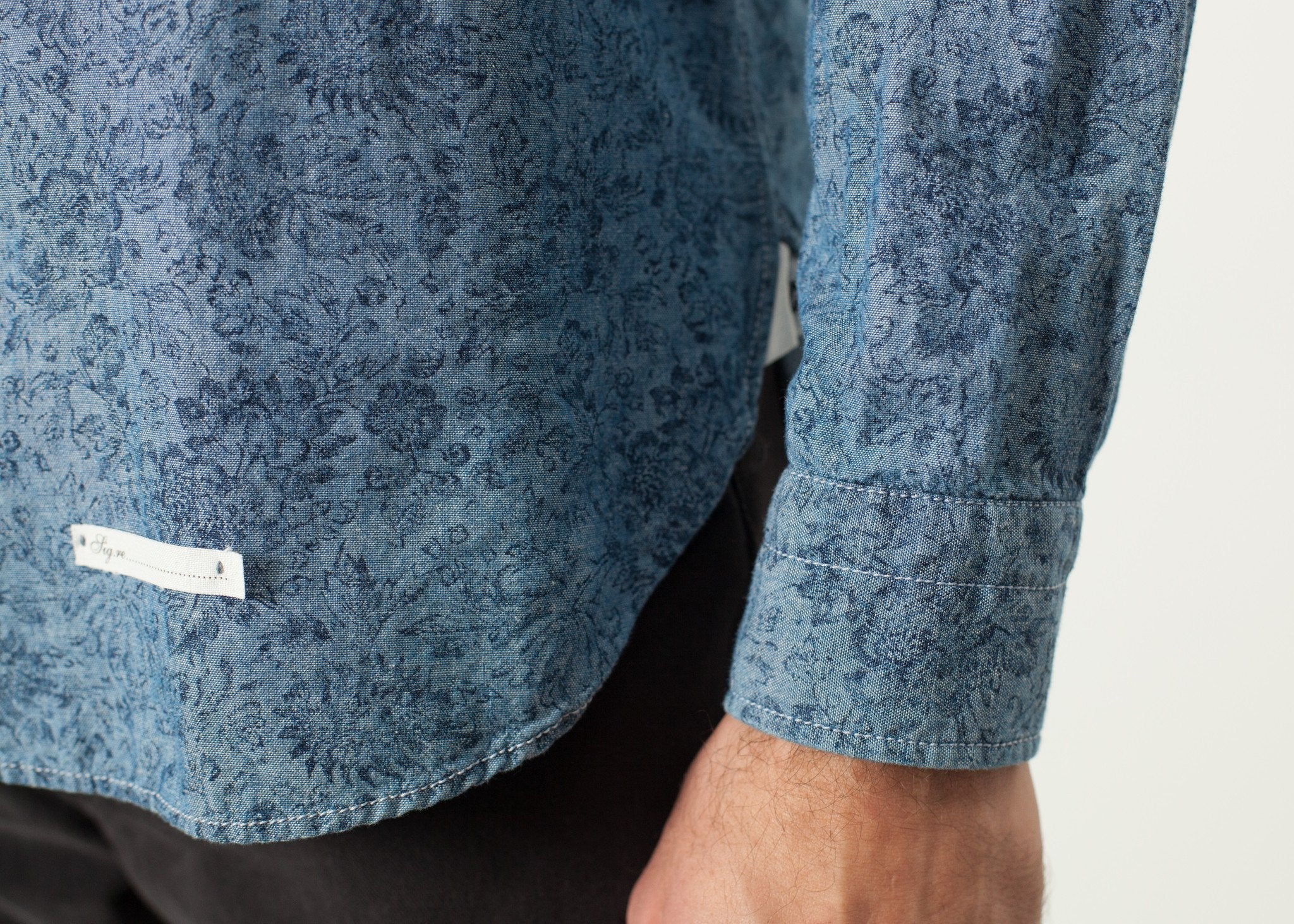 Floral Button-Up in Blue - raj