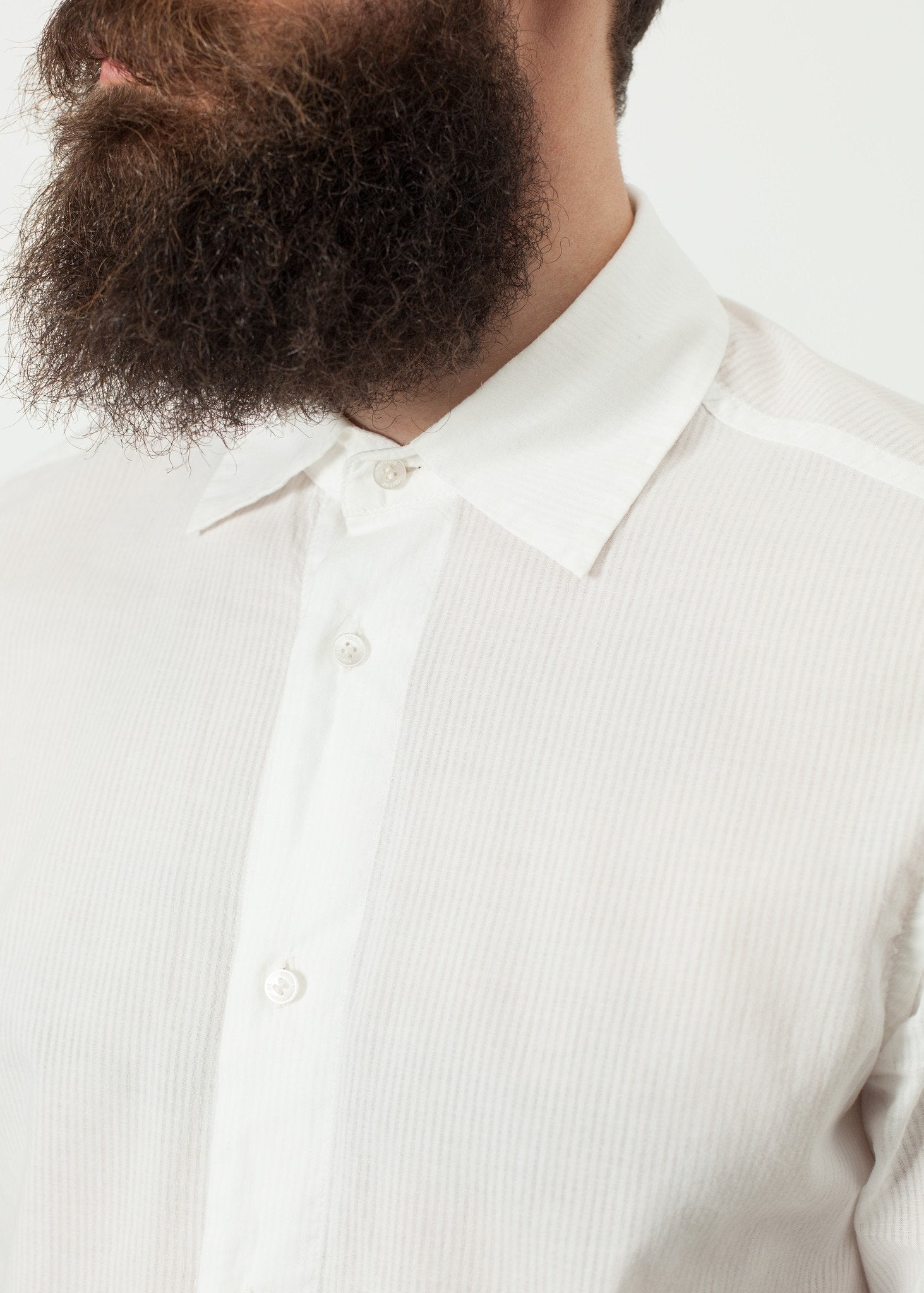 Hempel Shirt in White - raj