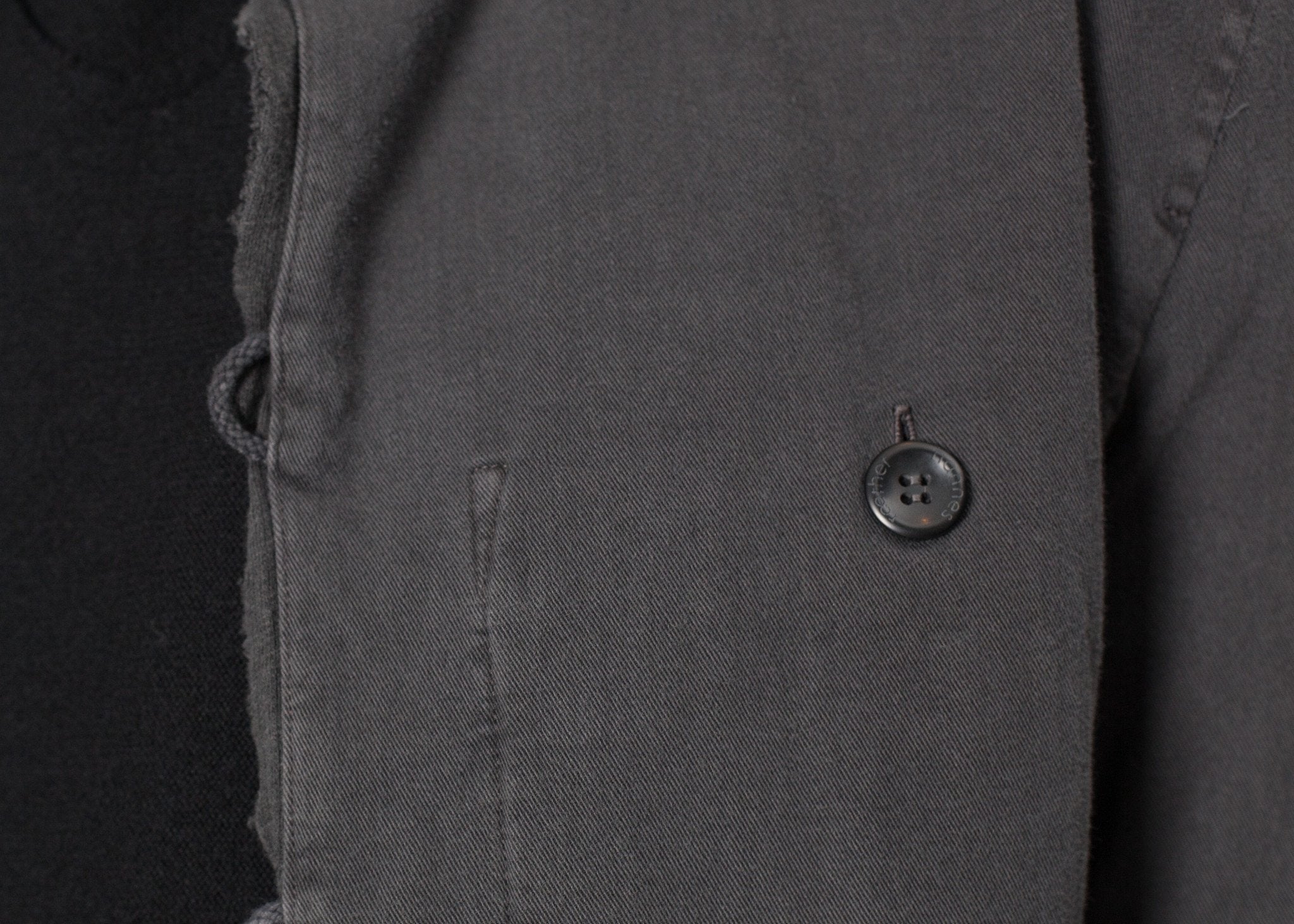 Goof Jacket in Tar - raj