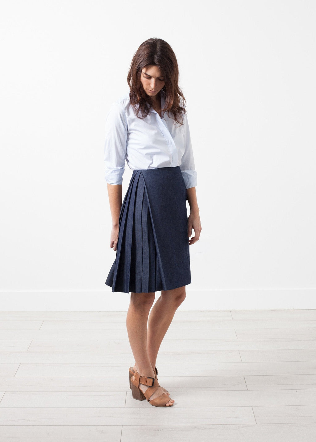 Side Pleat Skirt -nadeem