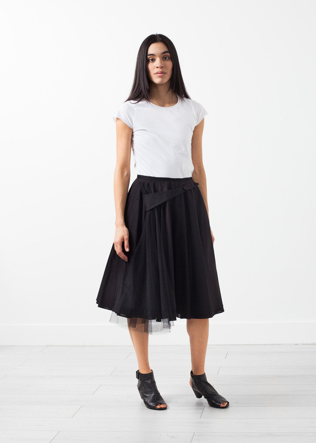 Releve Skirt -nadeem
