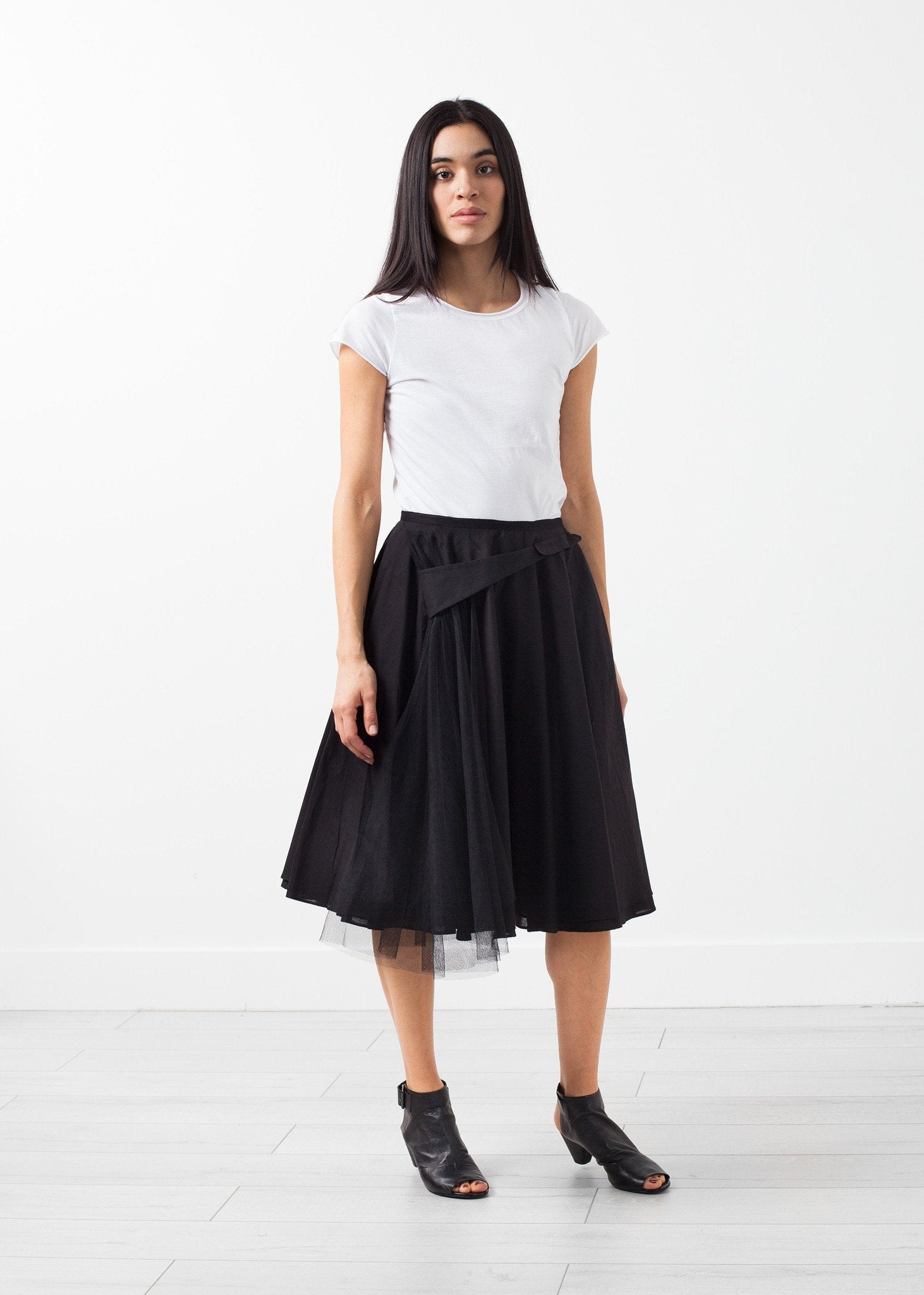 Releve Skirt -nadeem