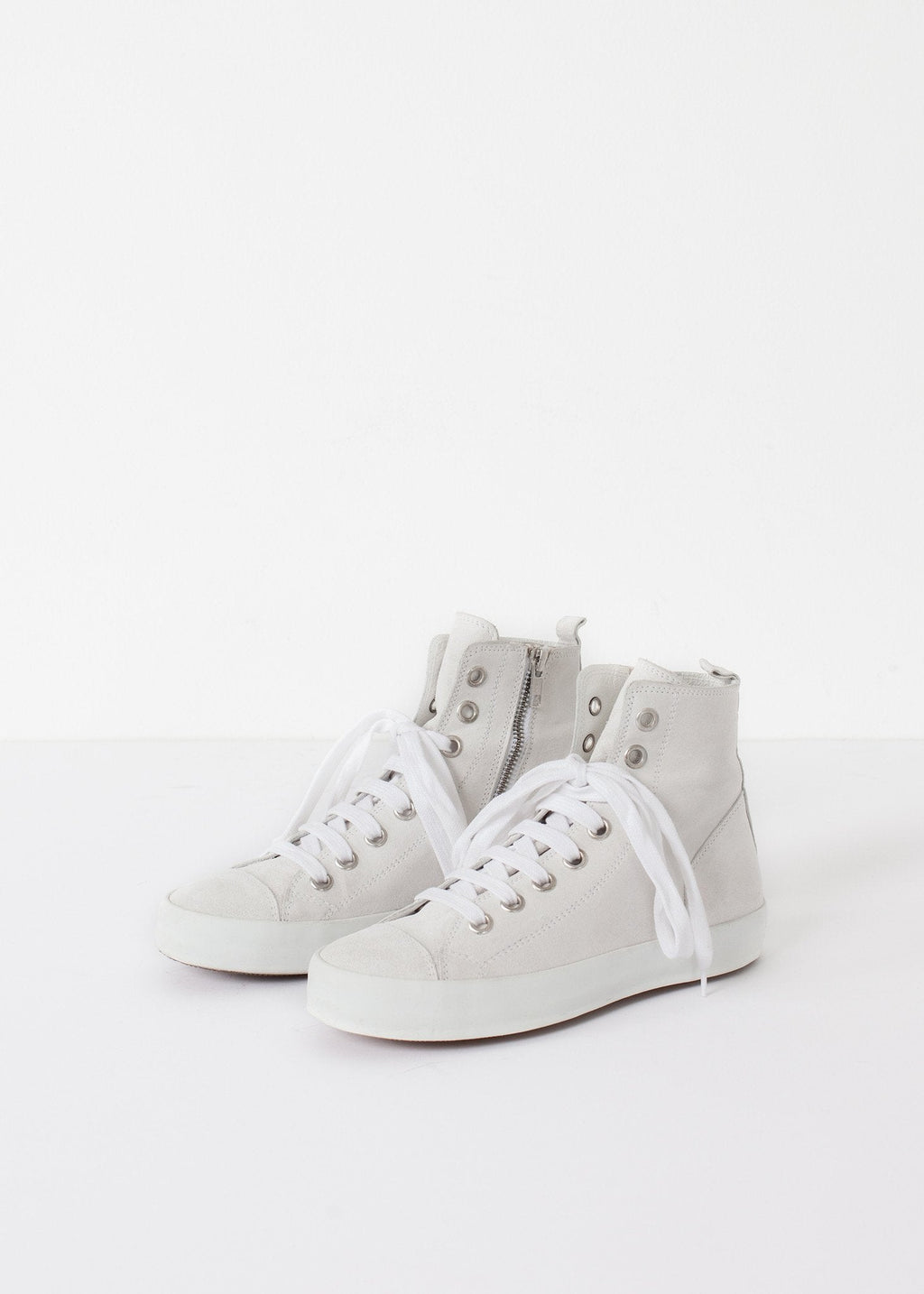 High Top Sneaker right High Top Sneaker