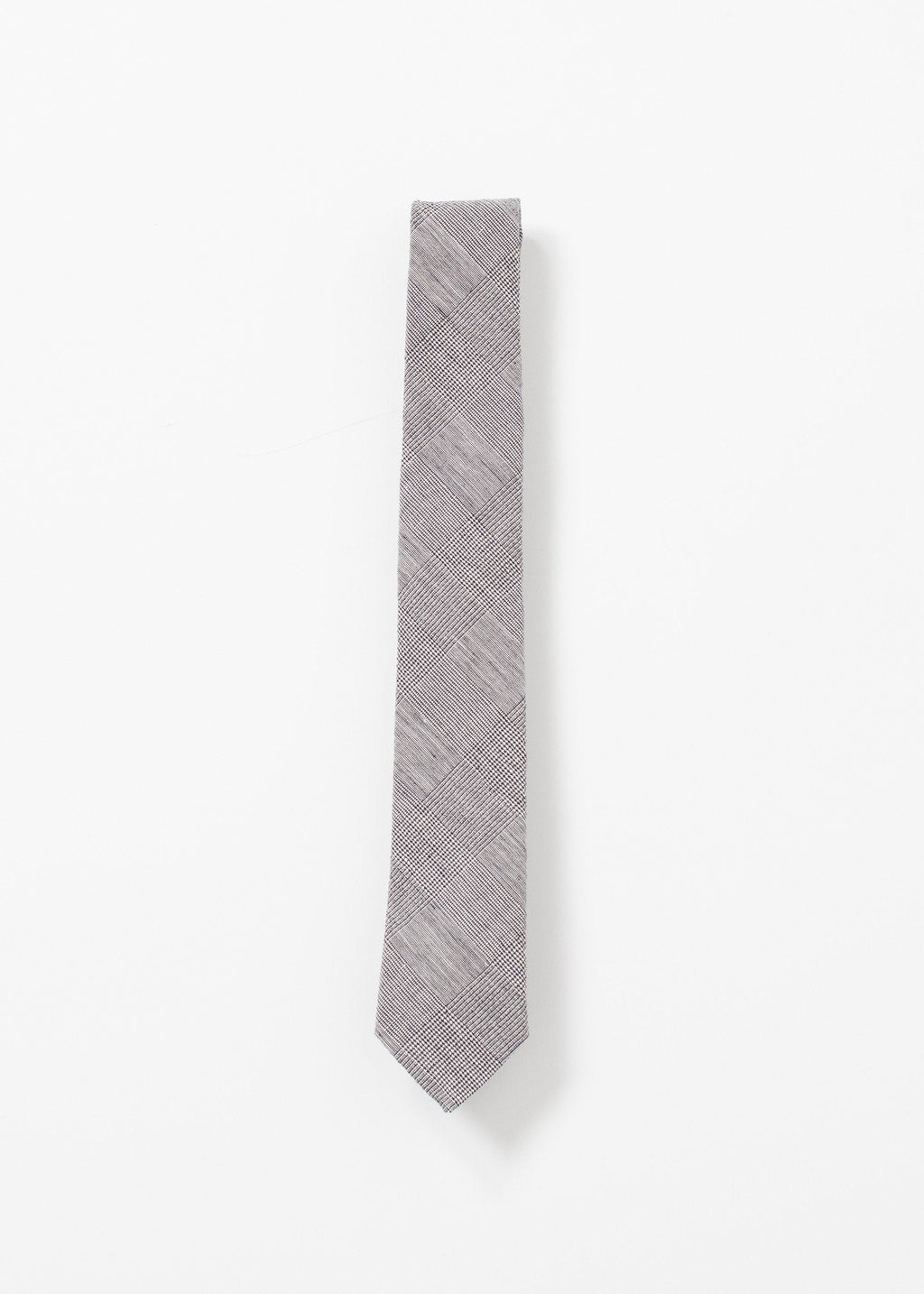 Basic Tie right Basic Tie