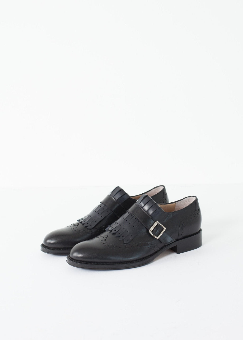 Wrapped Golf Shoe -nadeem