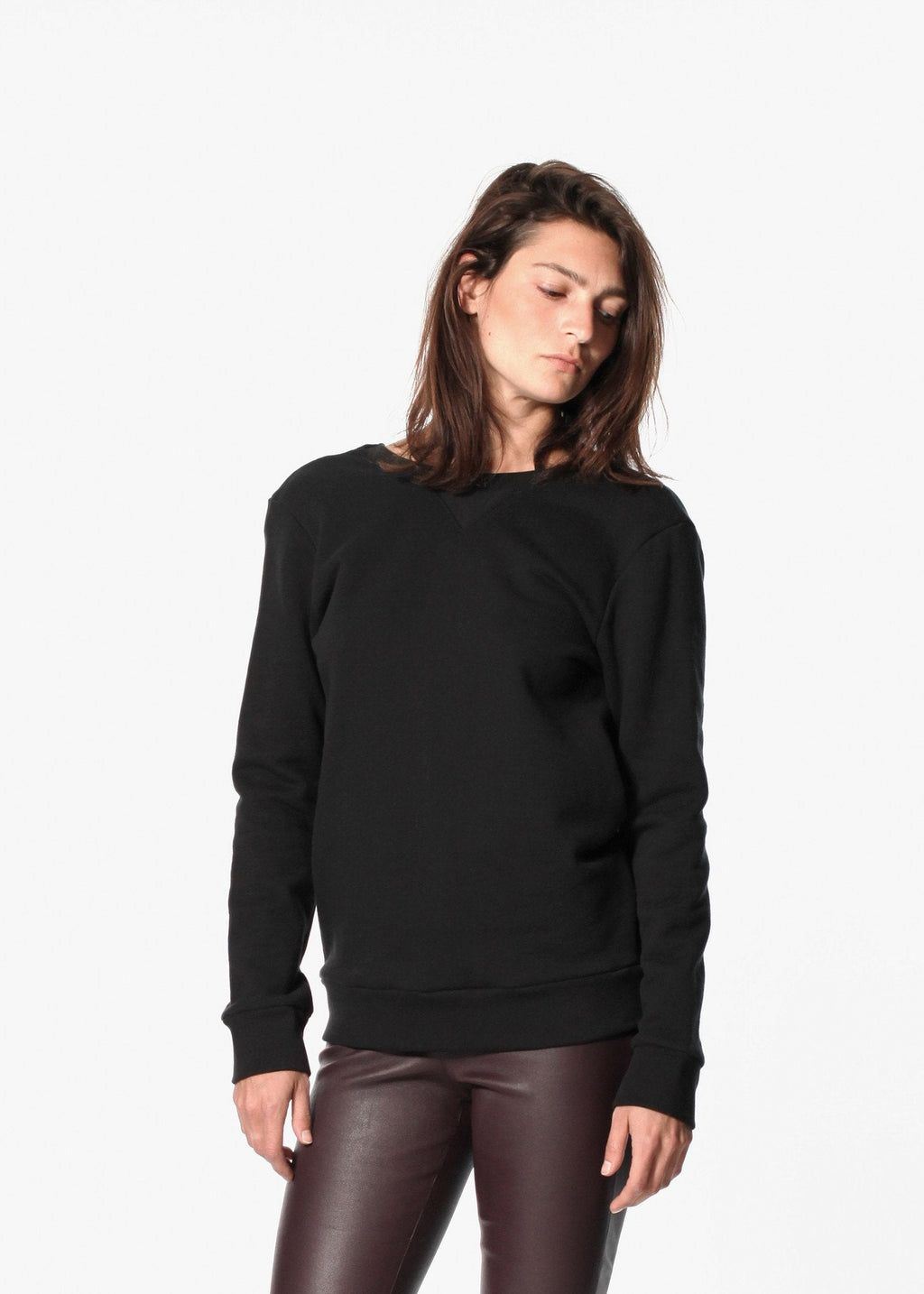 Symphonie Sweatshirt in Black -nadeem