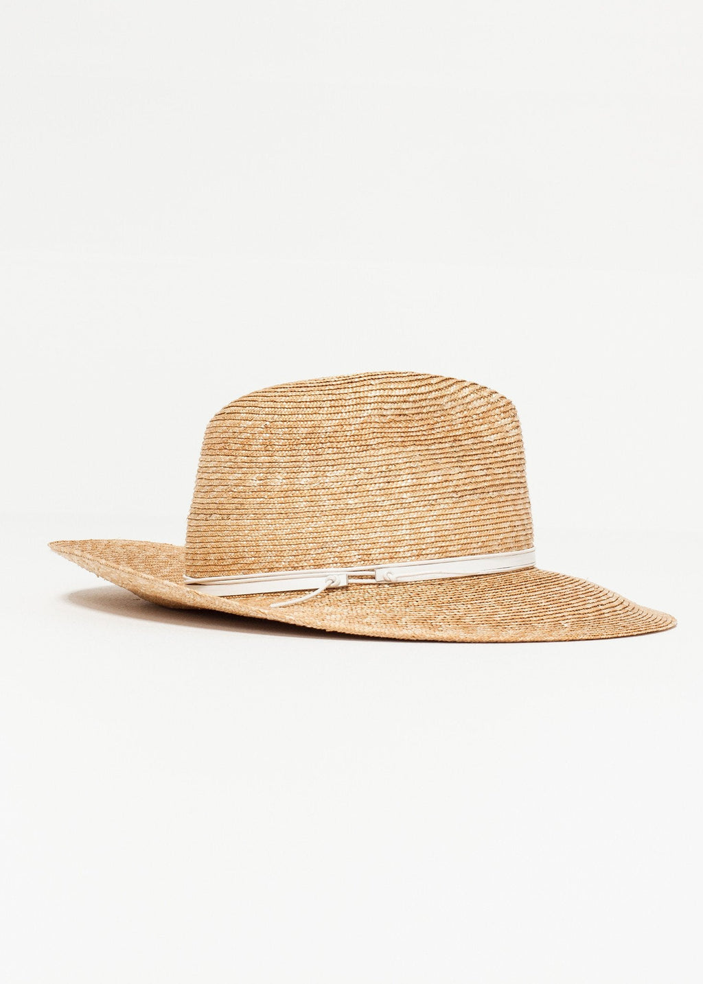 Wrapped Up Hat in Straw/White -nadeem