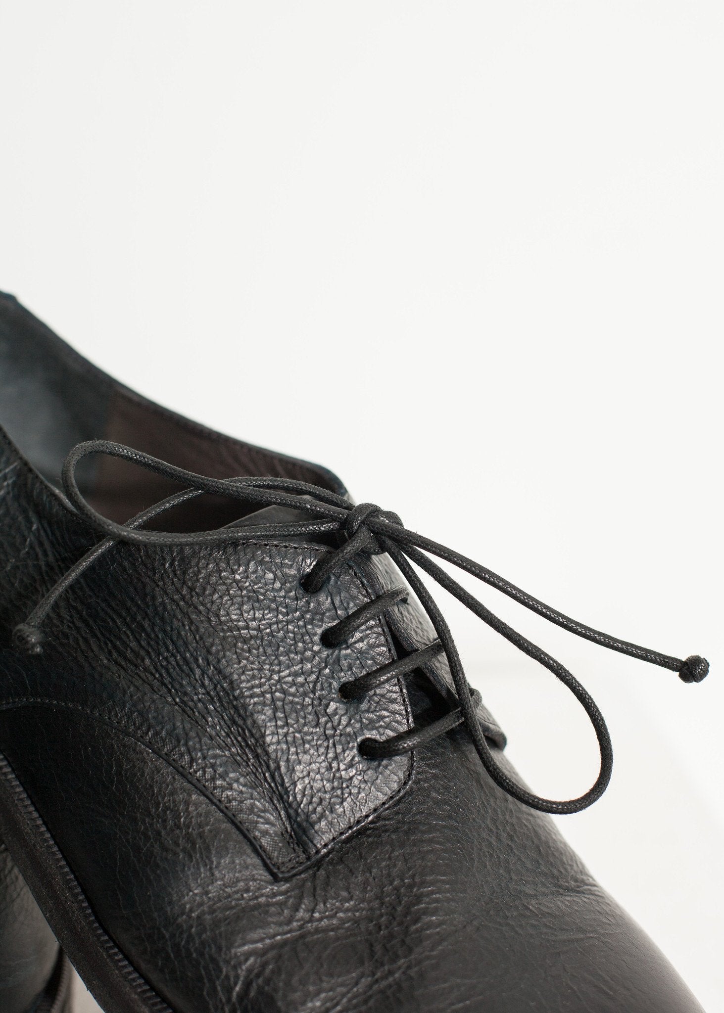 Stiro Oxford in Black - raj